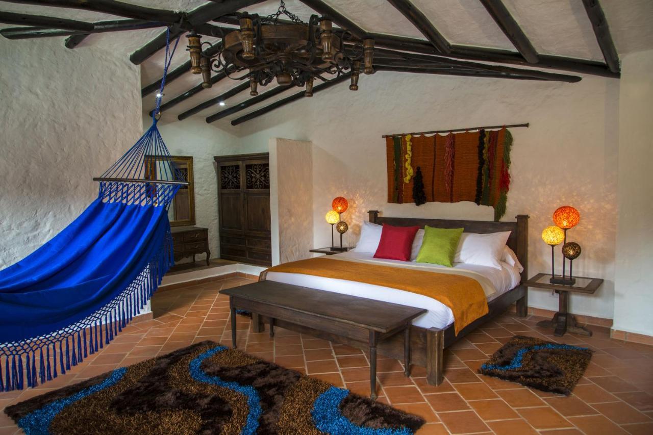Готель Casona Quesada Суеска Екстер'єр фото