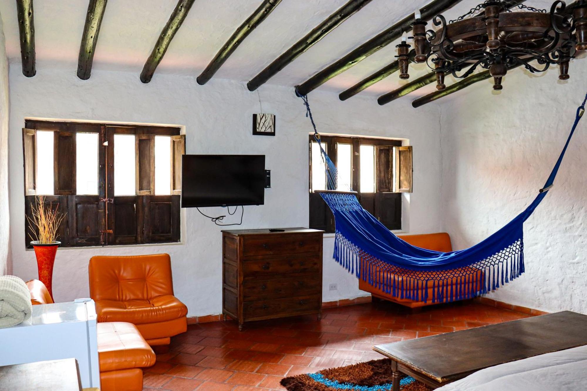 Готель Casona Quesada Суеска Екстер'єр фото