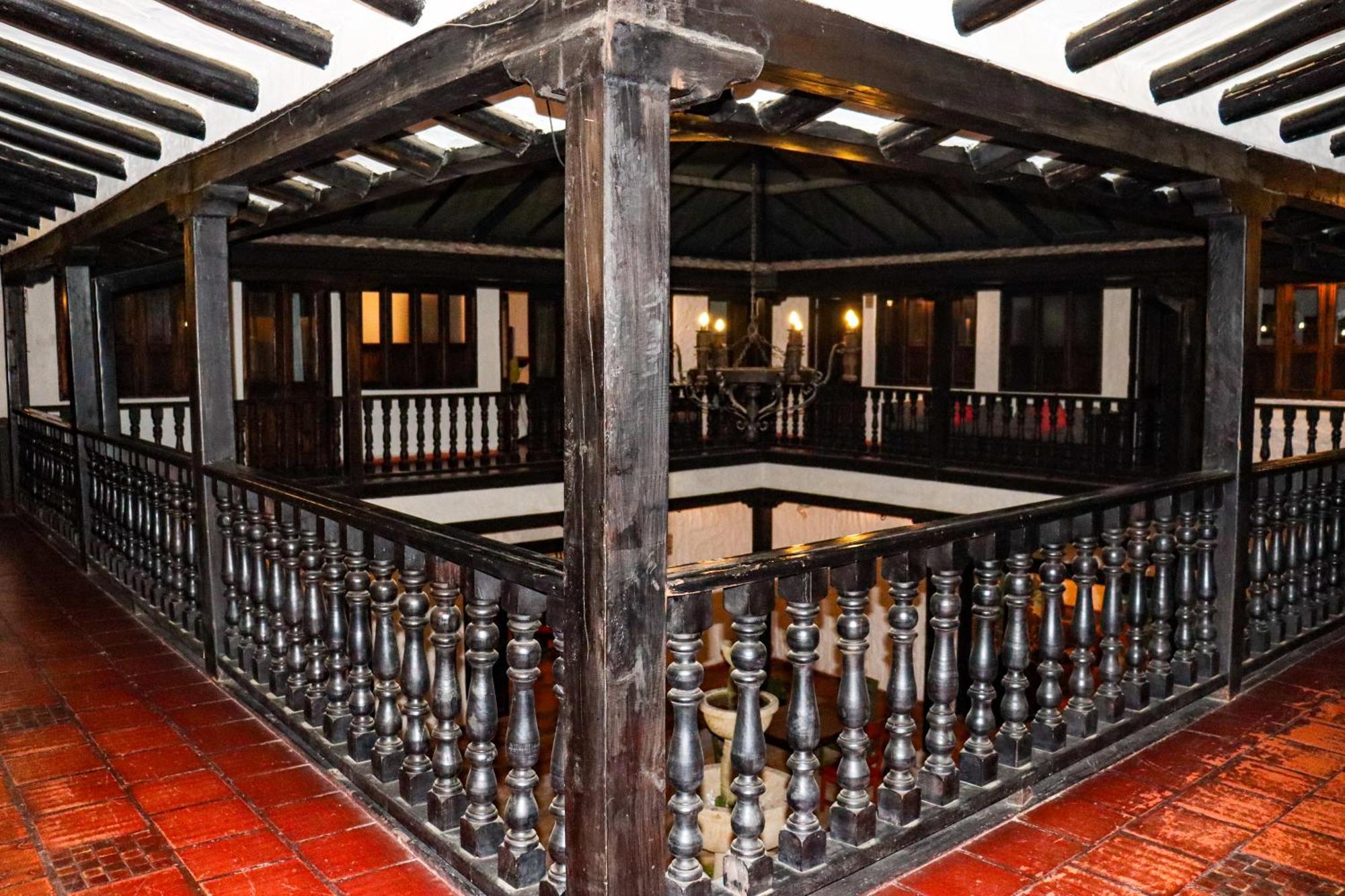 Готель Casona Quesada Суеска Екстер'єр фото