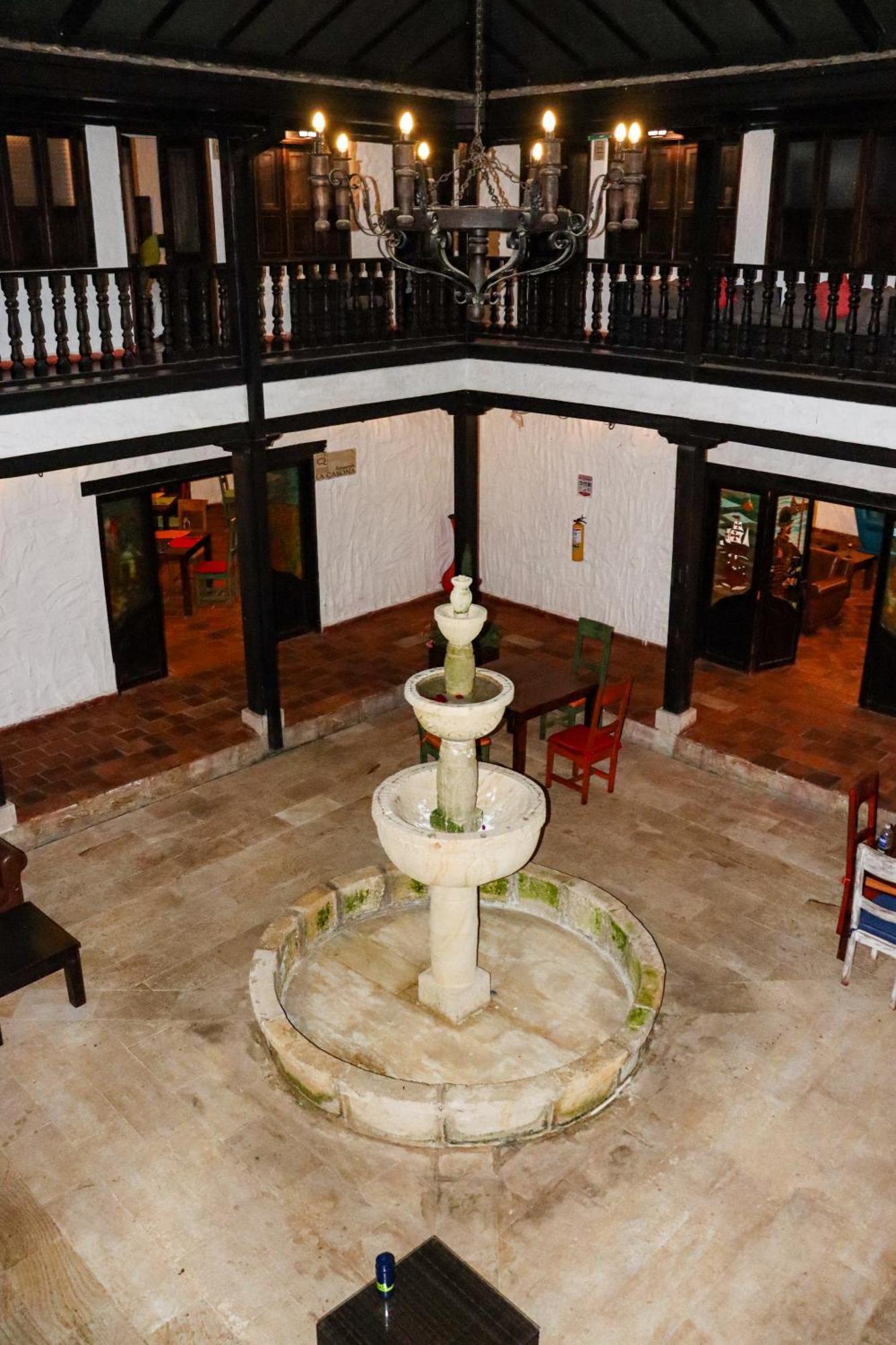 Готель Casona Quesada Суеска Екстер'єр фото