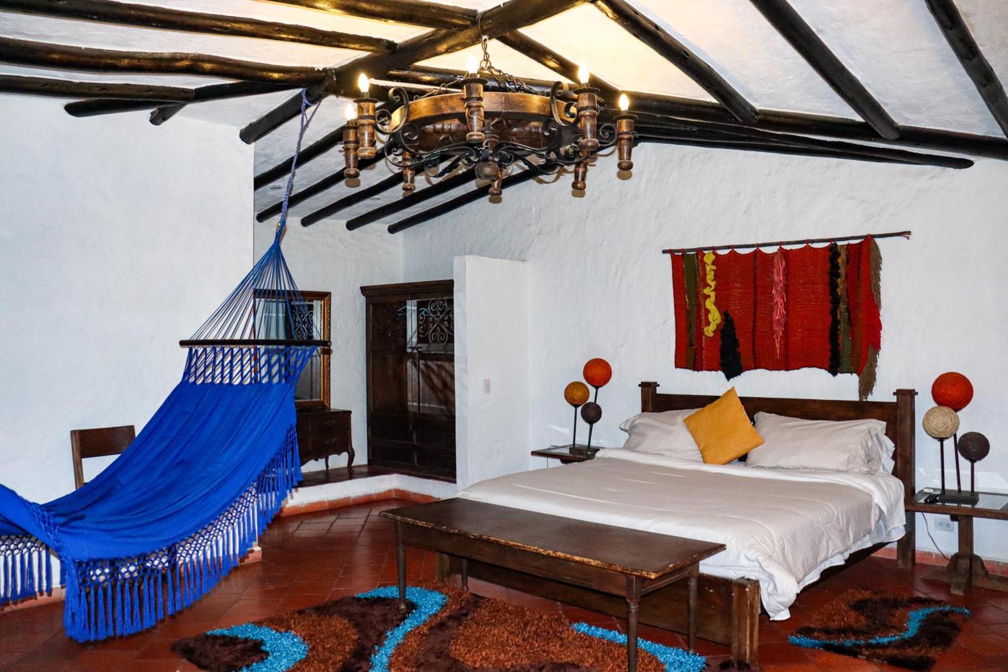 Готель Casona Quesada Суеска Екстер'єр фото