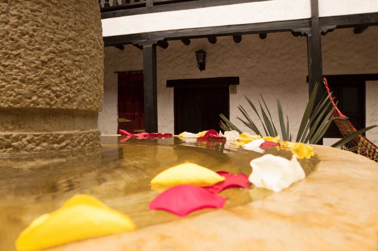 Готель Casona Quesada Суеска Екстер'єр фото