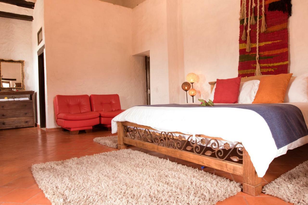 Готель Casona Quesada Суеска Екстер'єр фото